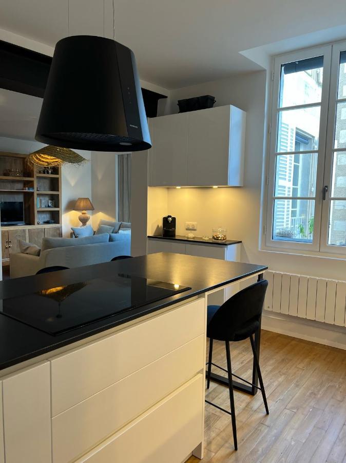 Luxe Et Charme - Le Carre Saint-Silain - Meuble De Tourisme 3 Etoiles Apartment Perigueux Bagian luar foto