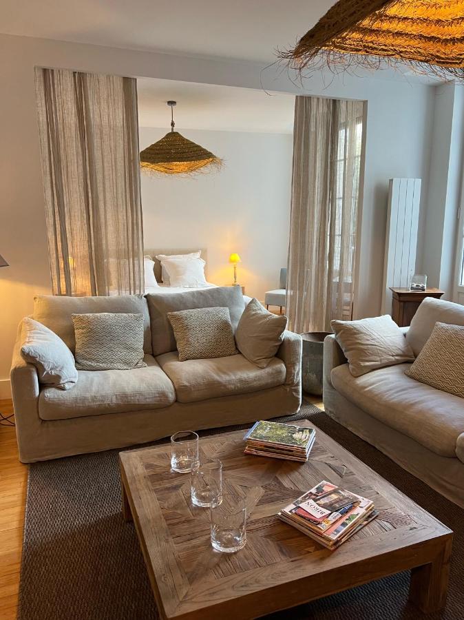 Luxe Et Charme - Le Carre Saint-Silain - Meuble De Tourisme 3 Etoiles Apartment Perigueux Bagian luar foto
